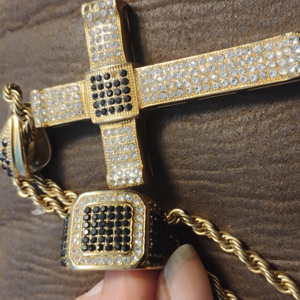 Big cross necklace with matching ring 18k gold plated stainless steel.